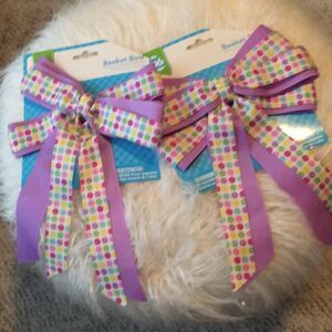 2 Basket Bows  